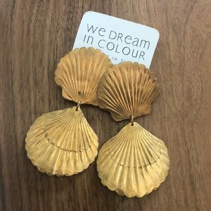 We Dream in Color gold shell earrings.
